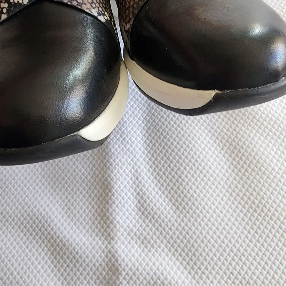 Clarks Black and Brown Snake Print Athletic Shoes